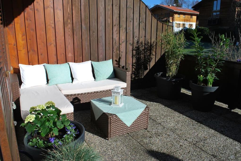 Wohnung Direkt Am Tegernsee Mit Xl-Terrasse Гмунд ам Тегернзее Екстериор снимка