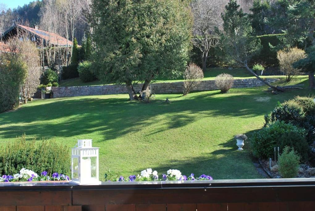 Wohnung Direkt Am Tegernsee Mit Xl-Terrasse Гмунд ам Тегернзее Екстериор снимка