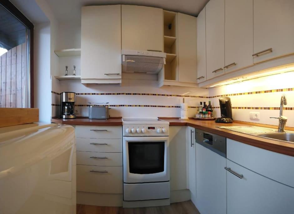 Wohnung Direkt Am Tegernsee Mit Xl-Terrasse Гмунд ам Тегернзее Екстериор снимка